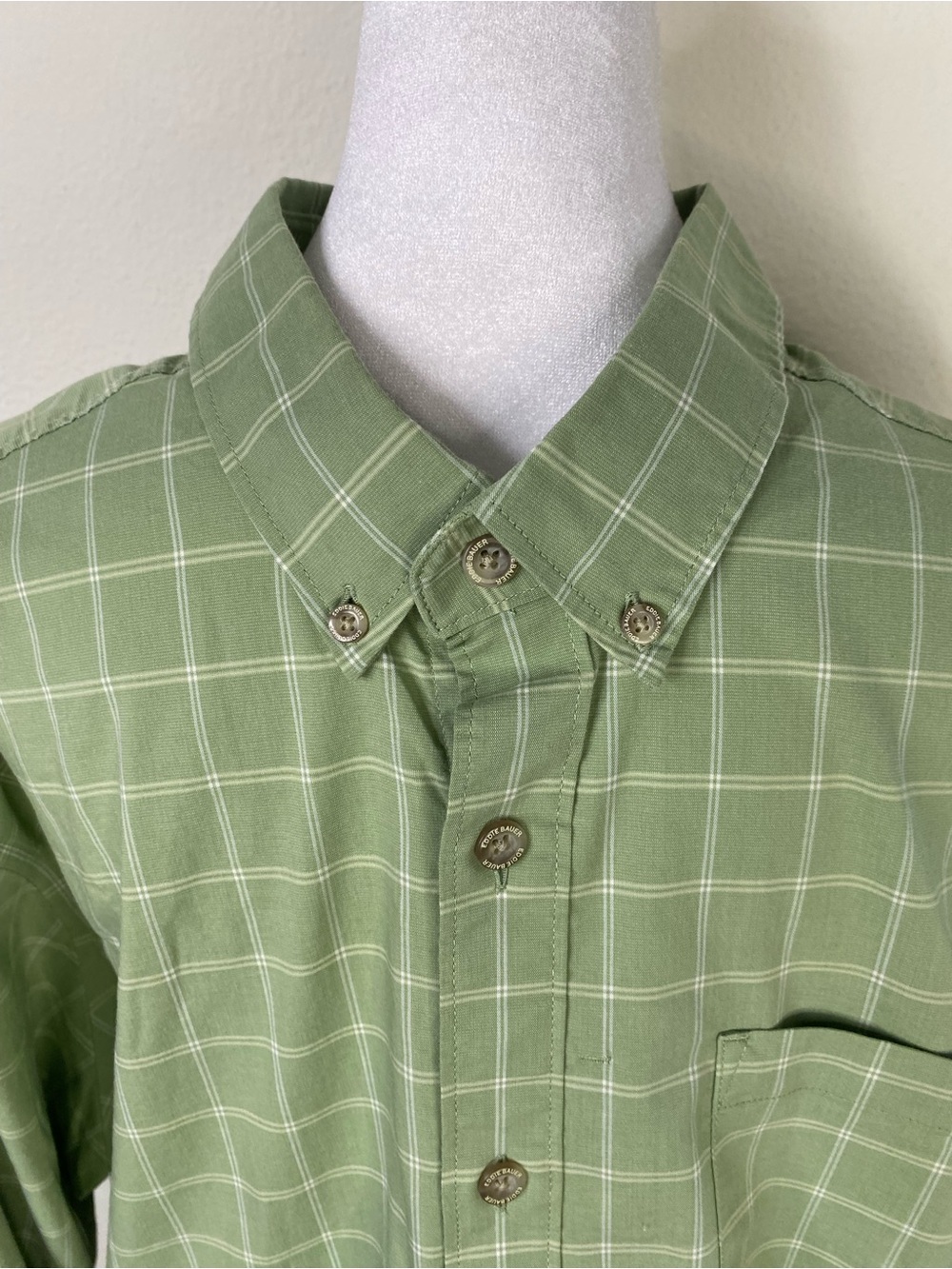 Eddie Bauer Classic Green Plaid Button-Down Shirt XL Outdoors Dadcore Minimalist - Picture 3 of 15